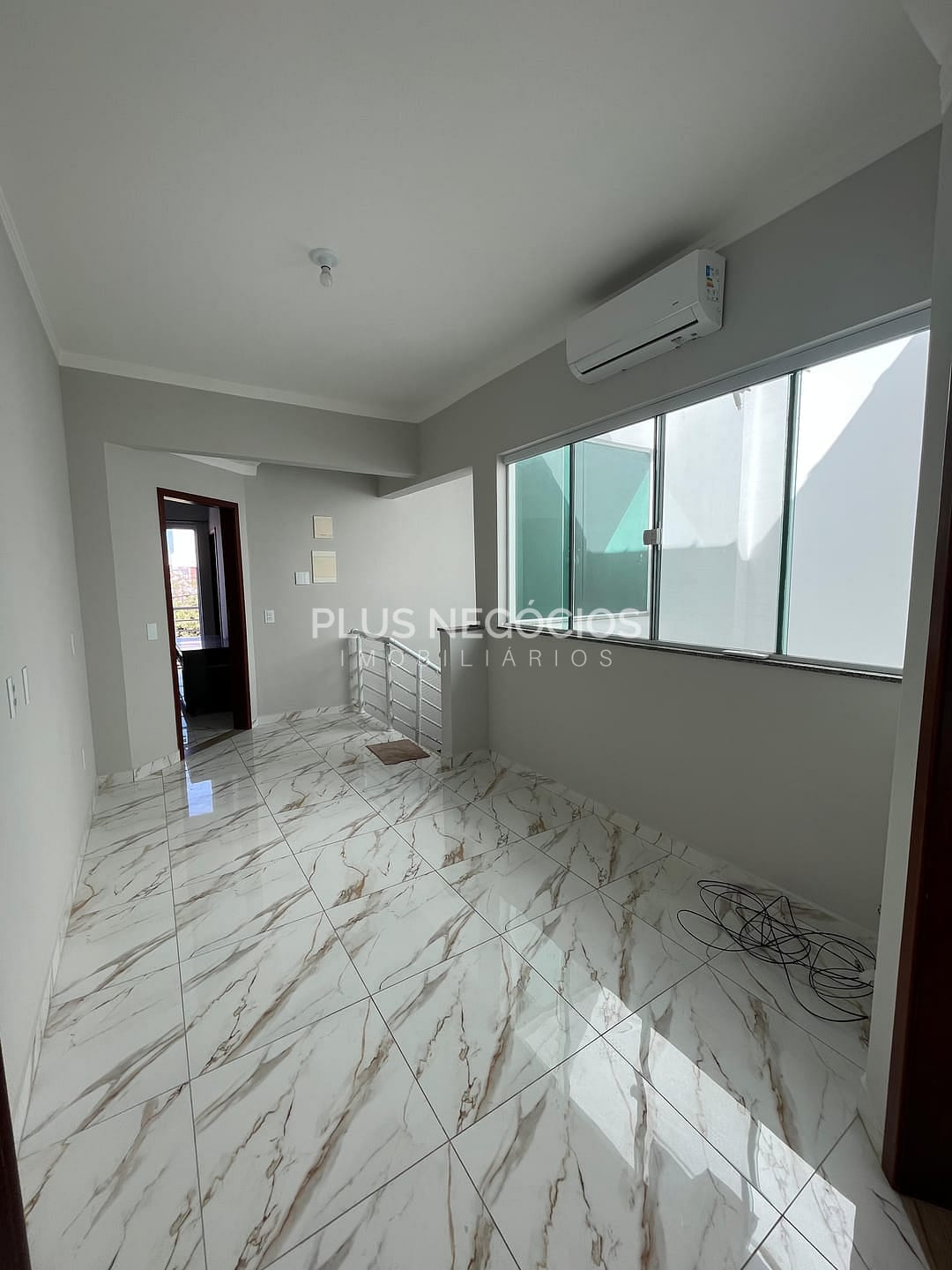 Casa à venda e aluguel com 3 quartos, 211m² - Foto 20