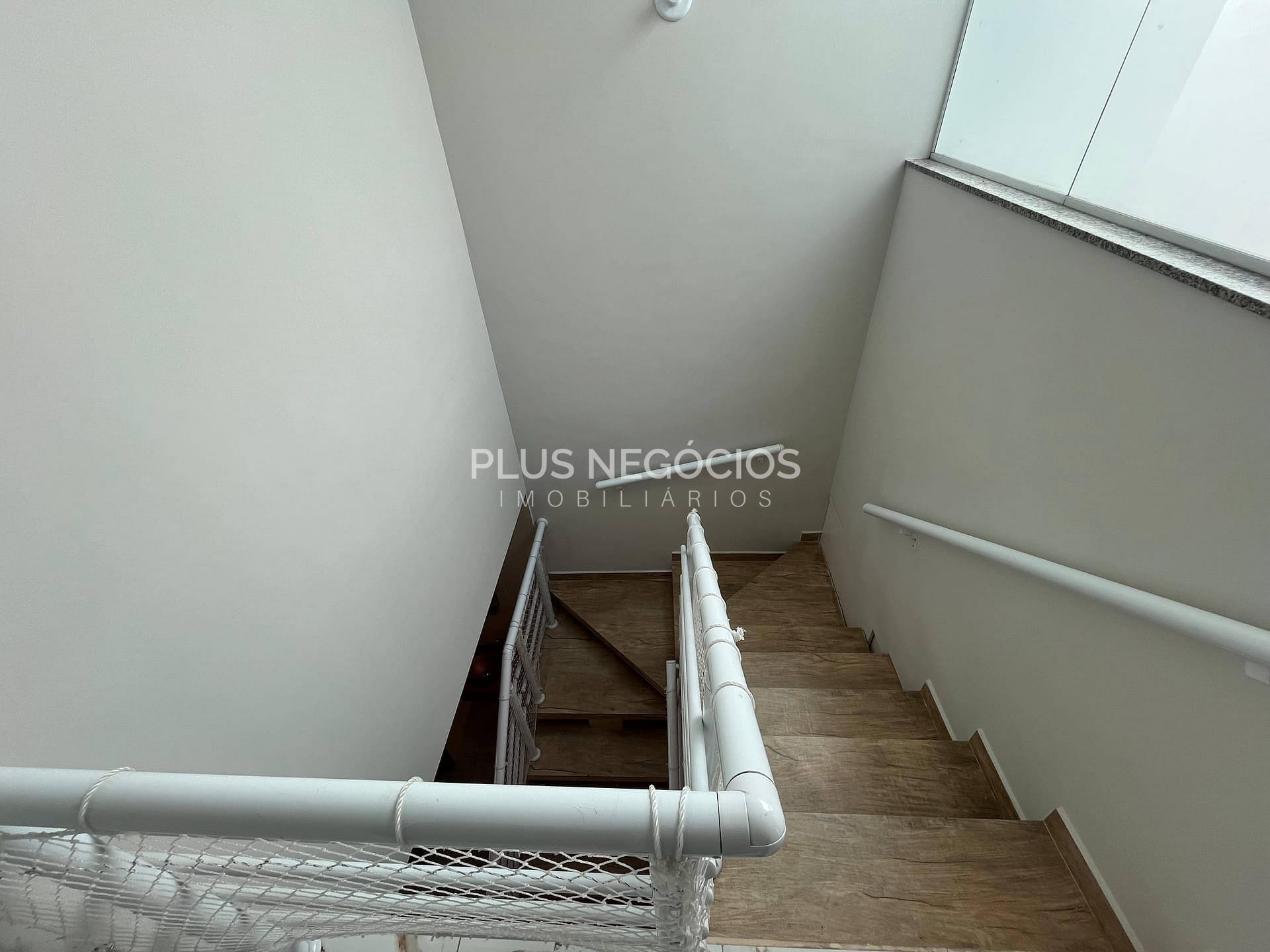 Casa à venda e aluguel com 3 quartos, 211m² - Foto 18