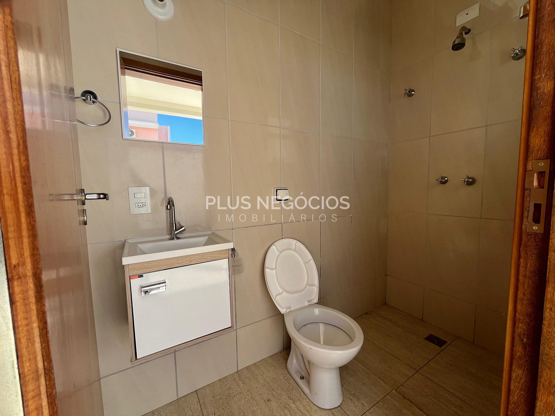 Casa à venda e aluguel com 3 quartos, 211m² - Foto 39