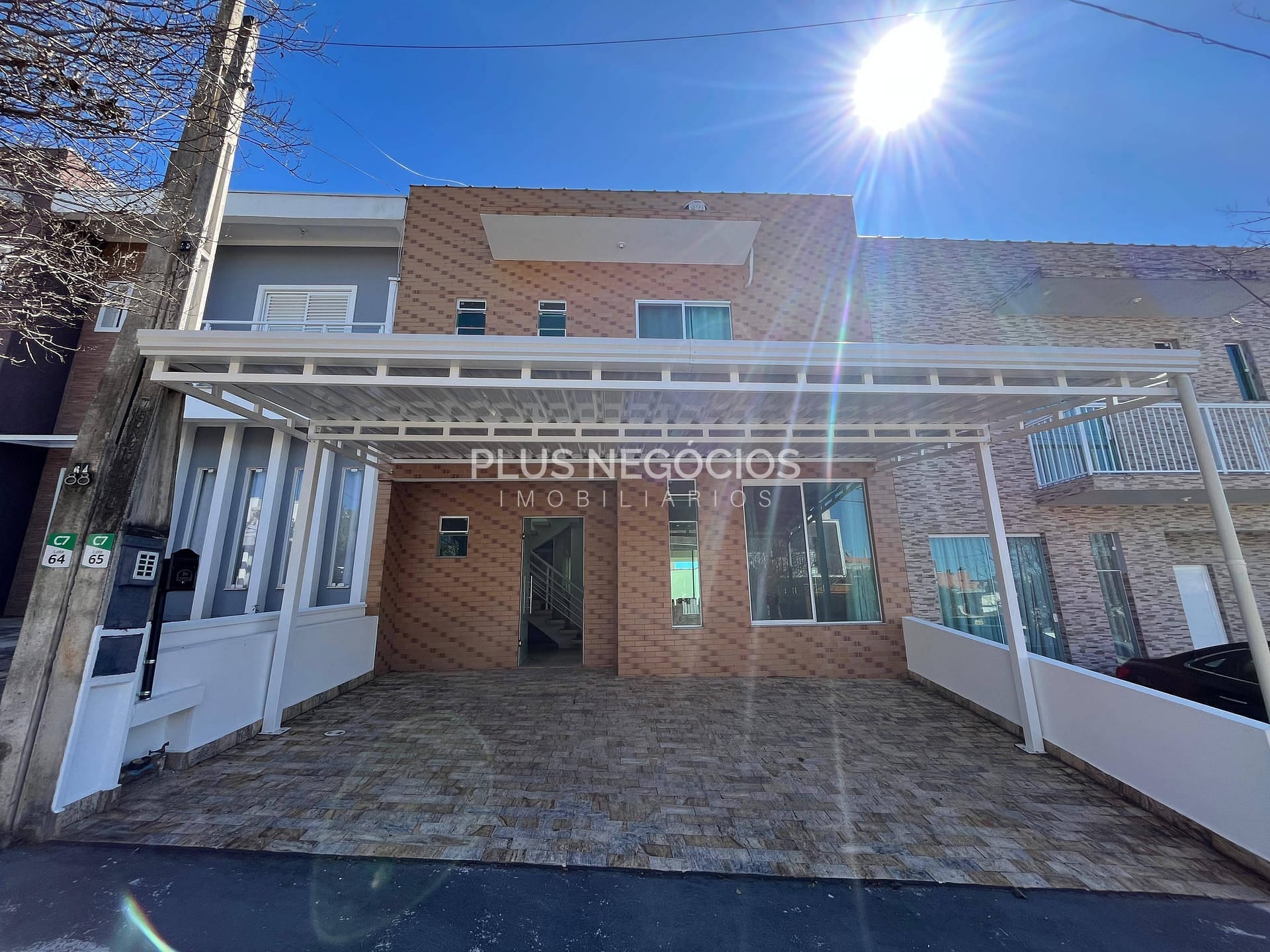Casa à venda e aluguel com 3 quartos, 211m² - Foto 40