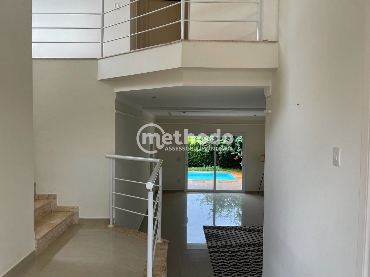Casa, 3 quartos, 216 m² - Foto 2