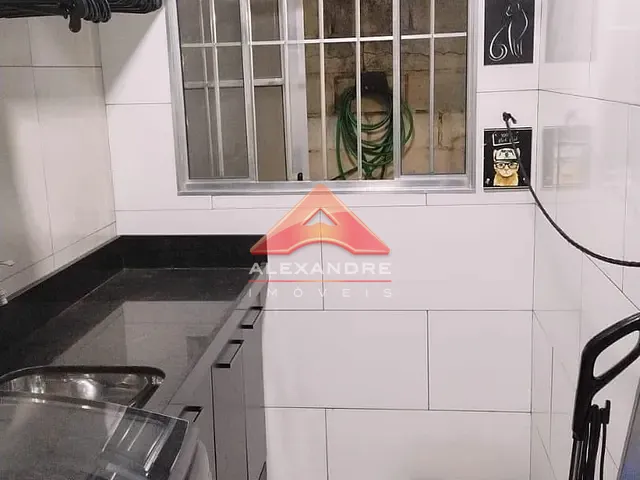 Casa 2 quartos e 1 banheiro, à venda, no bairro Campos de São José em São José dos Campos