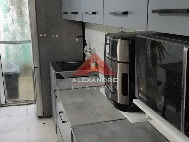 Casa 2 quartos e 1 banheiro, à venda, no bairro Campos de São José em São José dos Campos