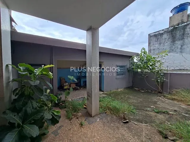 Casa com 254m², à venda, no bairro Vila Lucy em Sorocaba