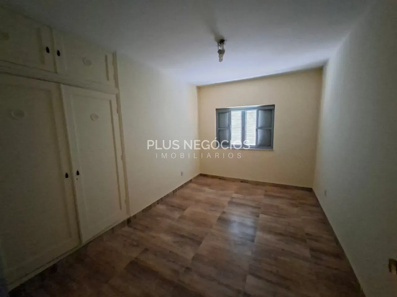 Casa, 1 quarto, 254 m² - Foto 12