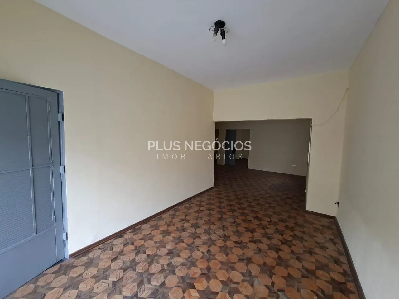 Casa, 1 quarto, 254 m² - Foto 7