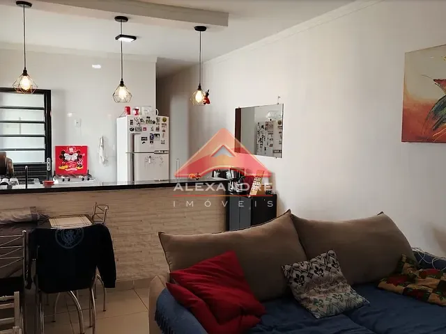 Casa 2 quartos e 1 banheiro, à venda, no bairro Parque Novo Horizonte em São José dos Campos