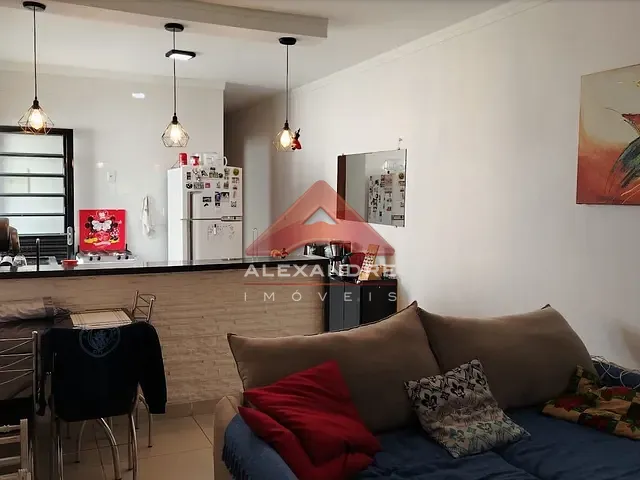 Casa 2 quartos e 1 banheiro, à venda, no bairro Parque Novo Horizonte em São José dos Campos