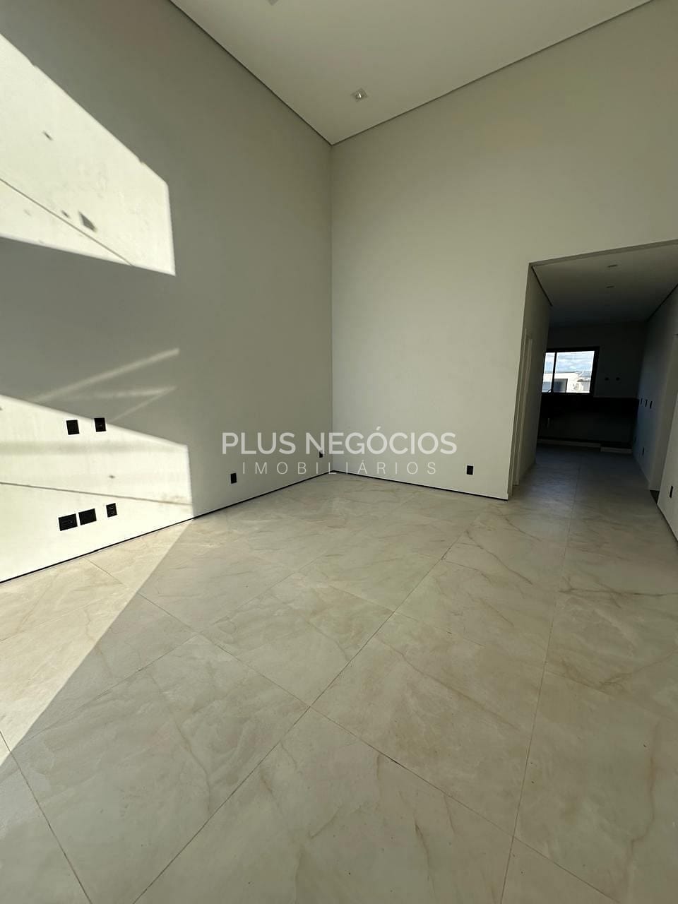 Casa à venda com 3 quartos, 235m² - Foto 6