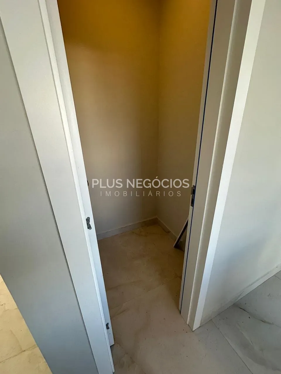 Casa, 3 quartos, 235 m² - Foto 14