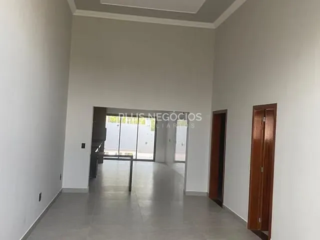 Casa 3 quartos e 4 banheiros, à venda, no bairro Parque Residencial Villa dos Inglezes em Sorocaba