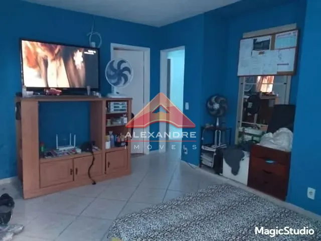 Casa 3 quartos e 1 banheiro, à venda, no bairro Jardim Satélite em São José dos Campos