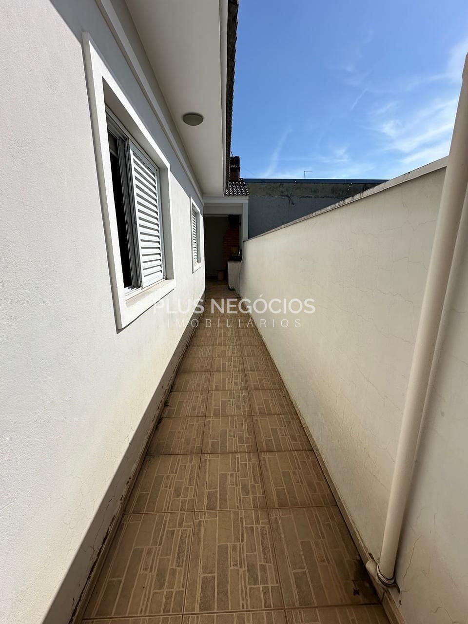 Casa à venda com 3 quartos, 225m² - Foto 27