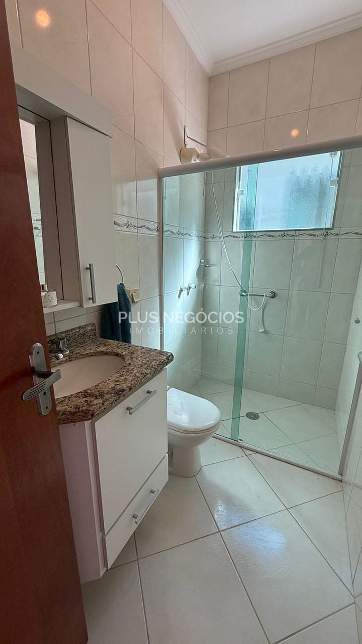 Casa à venda com 3 quartos, 225m² - Foto 23