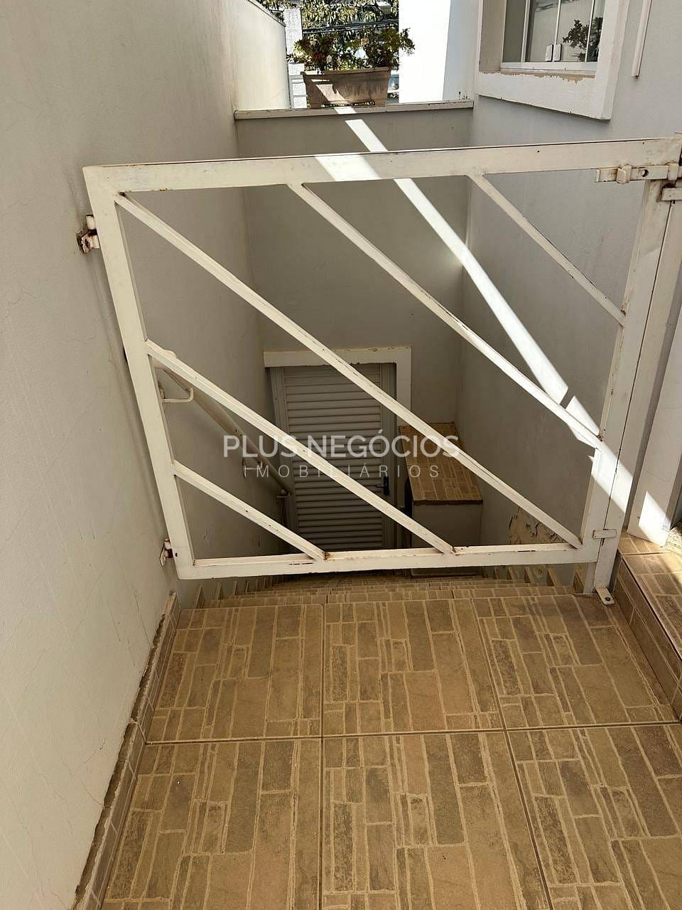 Casa à venda com 3 quartos, 225m² - Foto 28
