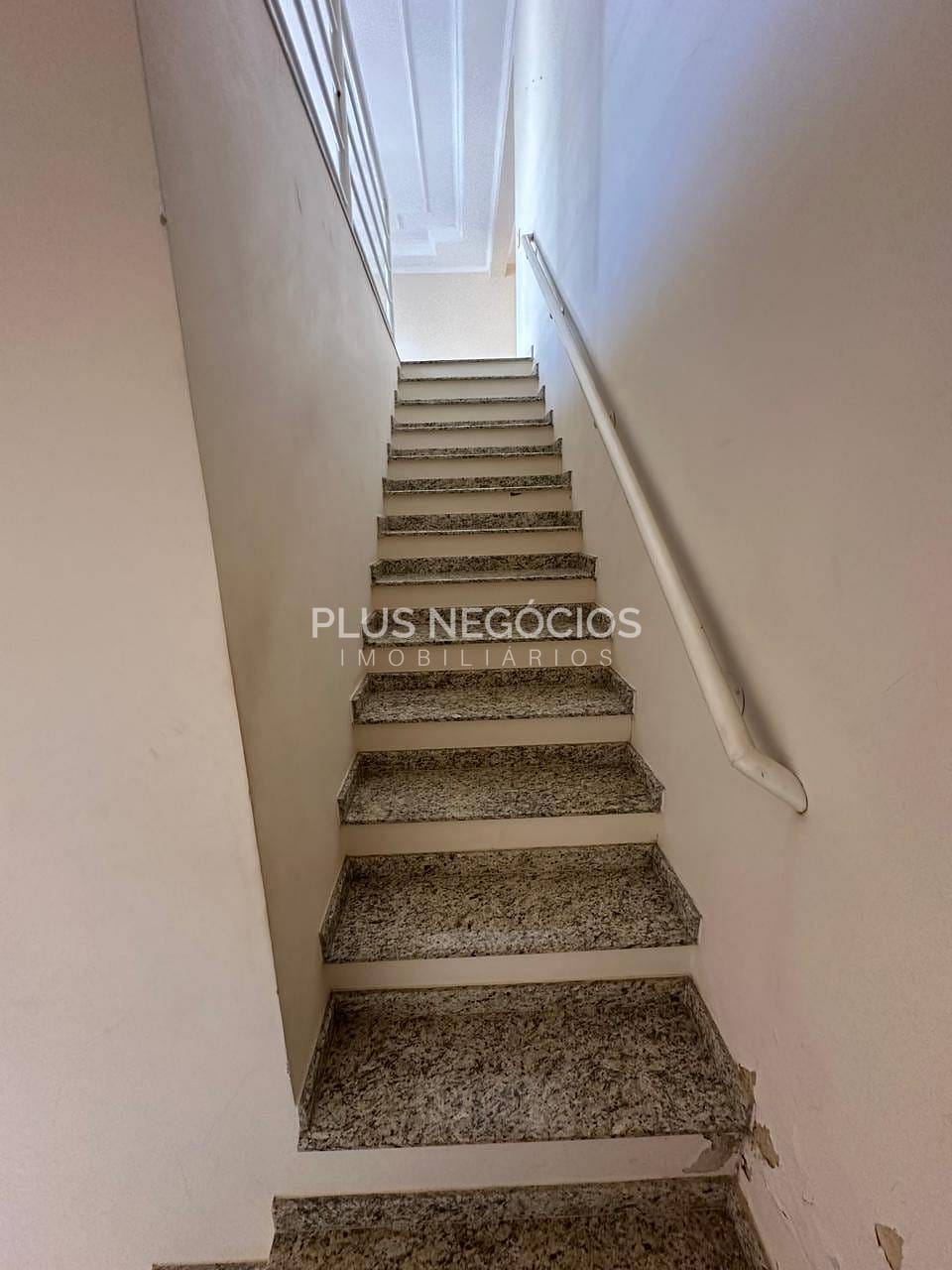 Casa à venda com 3 quartos, 225m² - Foto 7