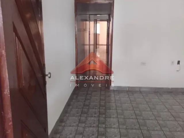 Casa 2 quartos e 1 banheiro, à venda, no bairro Parque Residencial Nova Caçapava em Caçapava