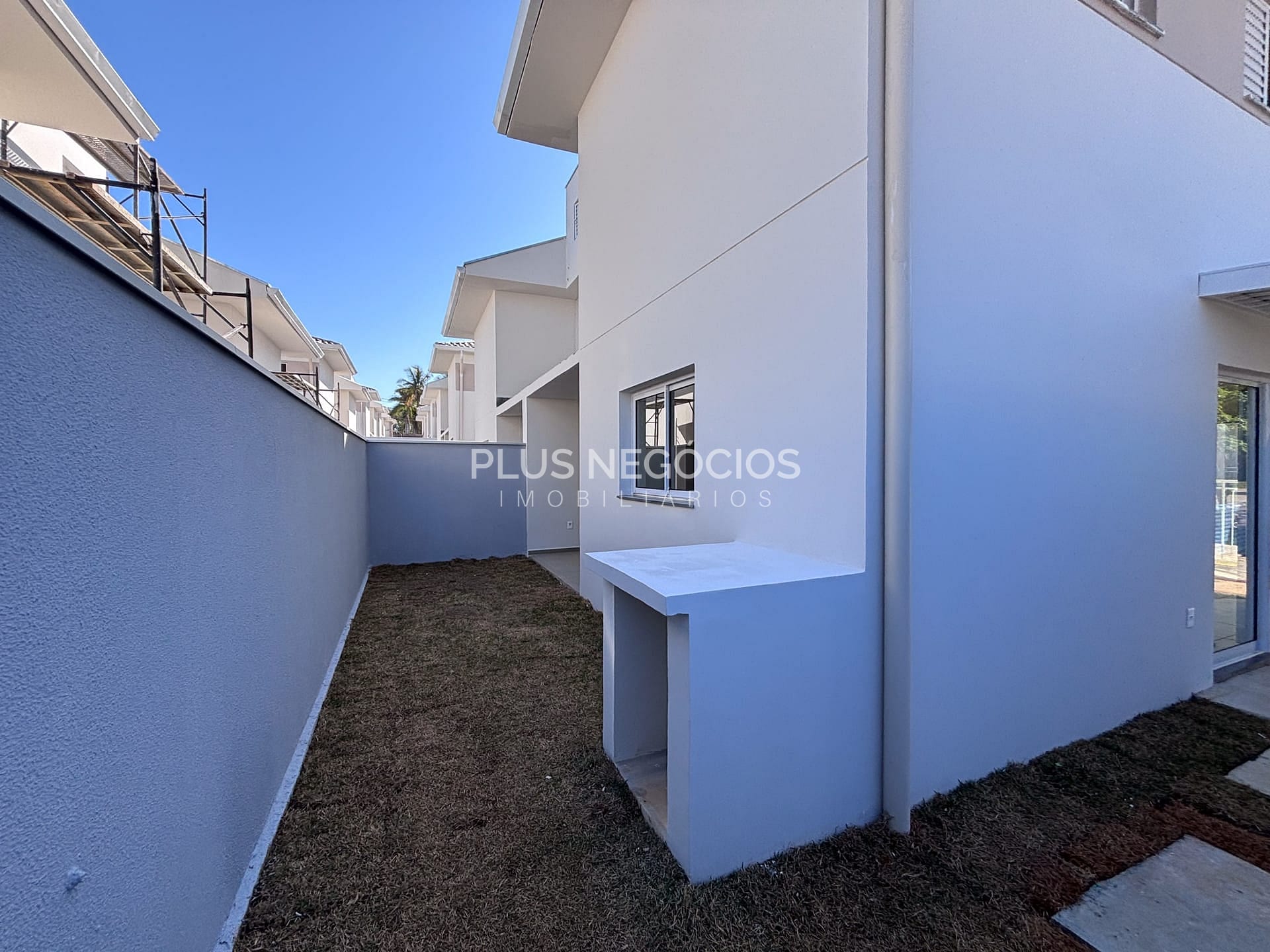 Casa à venda com 3 quartos, 113m² - Foto 8