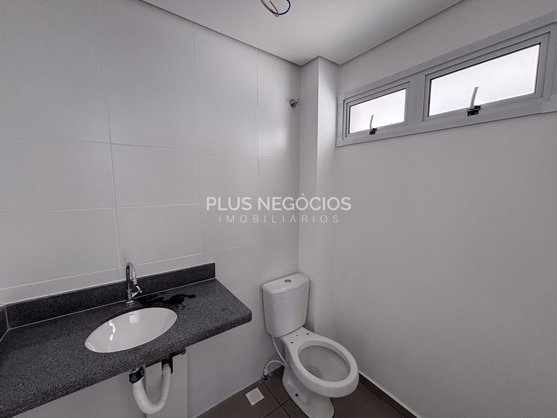 Casa à venda com 3 quartos, 113m² - Foto 11