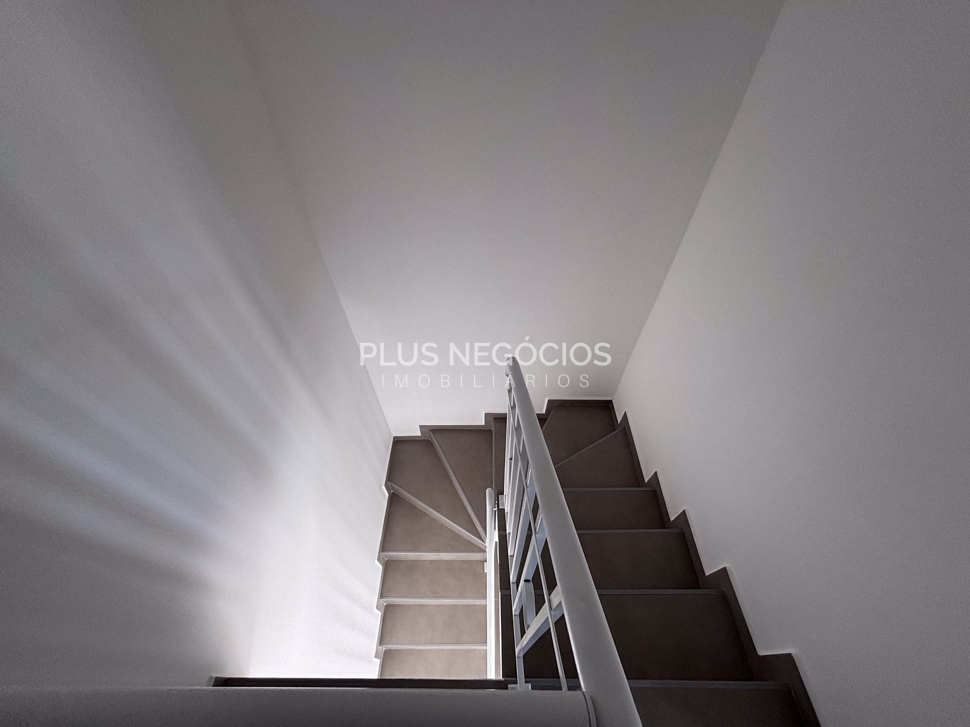 Casa à venda com 3 quartos, 113m² - Foto 29