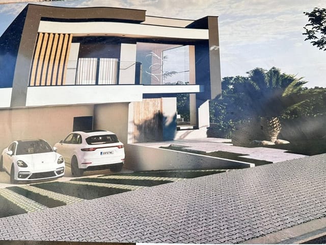 Casa com 490m² 4 quartos e 6 banheiros, à venda, no bairro Alphaville em Santana de Parnaíba