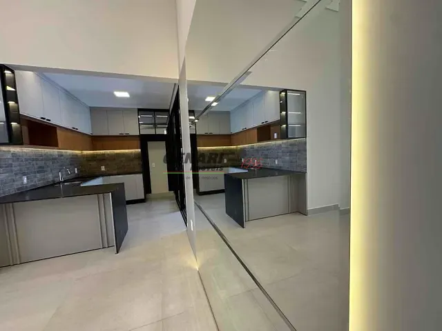 Casa com 200m² 3 quartos e 3 banheiros, à venda, no bairro Loteamento Park Gran Reserve em Indaiatuba