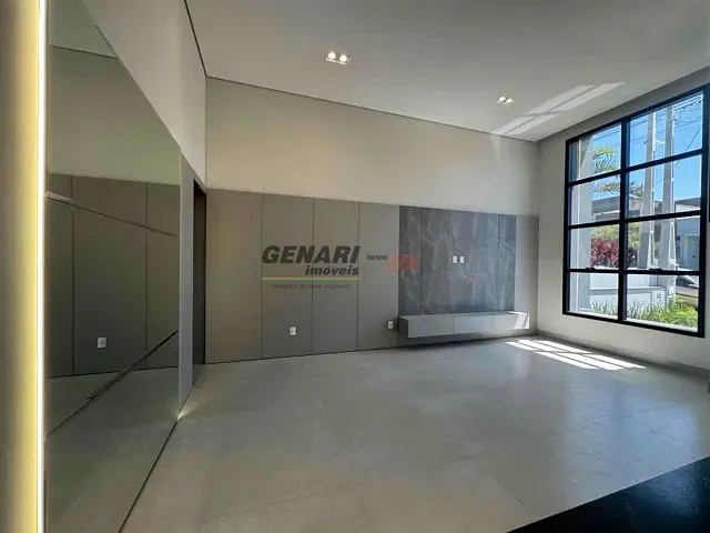Casa com 200m² 3 quartos e 3 banheiros, à venda, no bairro Loteamento Park Gran Reserve em Indaiatuba