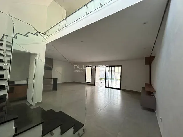 Casa com 300m² 3 quartos e 5 banheiros, à venda, no bairro Aparecidinha em Sorocaba
