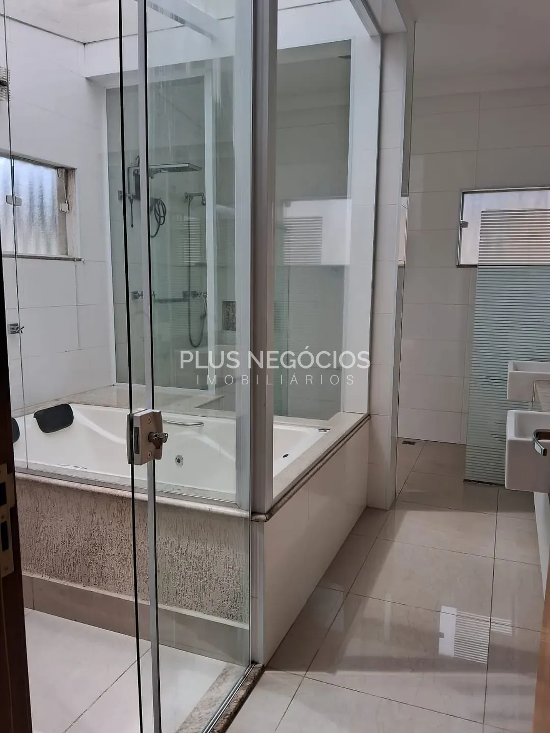 Casa, 3 quartos, 222 m² - Foto 28