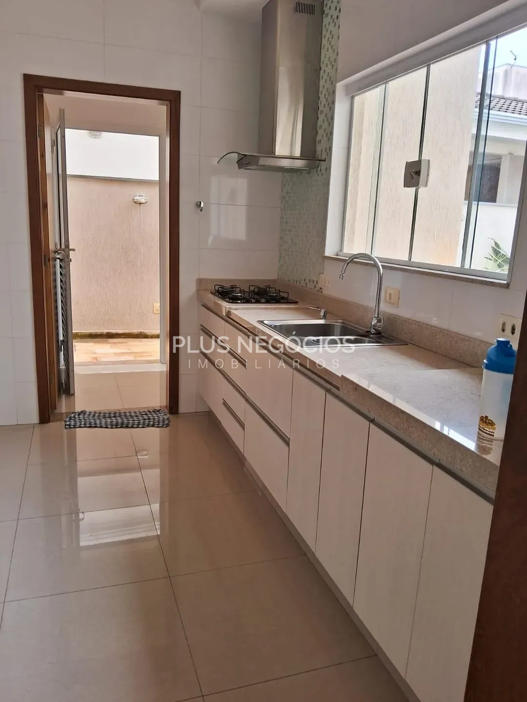 Casa, 3 quartos, 222 m² - Foto 13