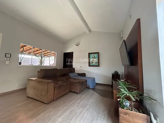 Casa com 277m² 5 quartos e 5 banheiros, à venda, no bairro Jardim Leocádia em Sorocaba