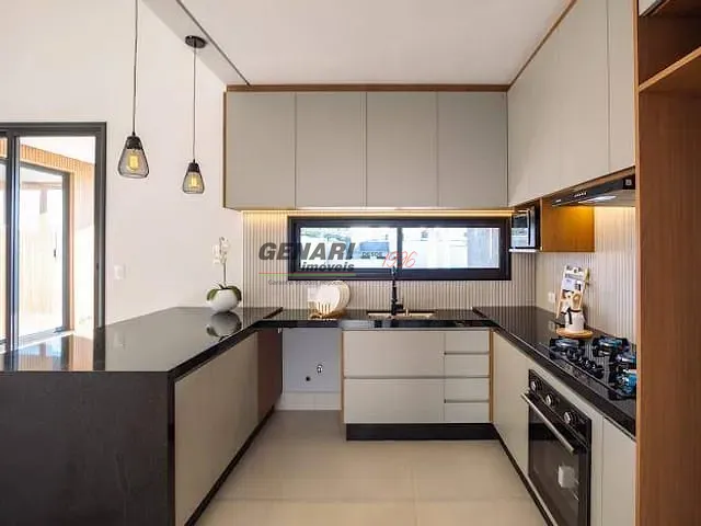 Casa com 204m² 3 quartos e 2 banheiros, à venda, no bairro Park Gran Reserve em Indaiatuba