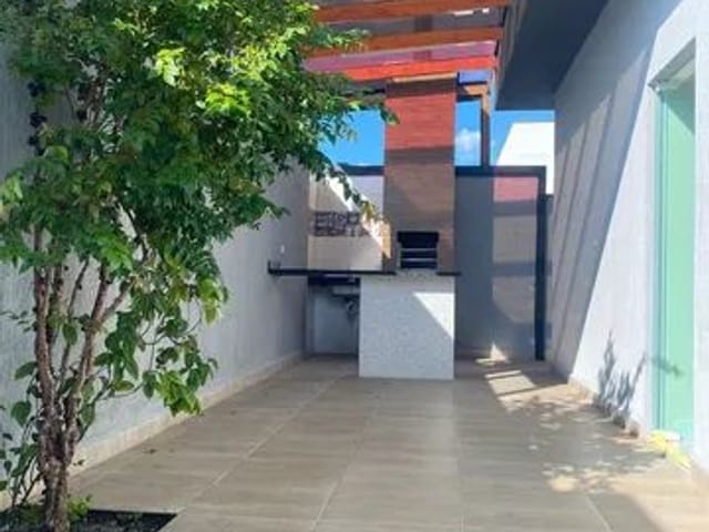 Casa com 250m² 3 quartos e 3 banheiros, à venda, no bairro Parque São Cristóvão em Taubaté