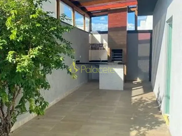 Casa com 250m² 3 quartos e 3 banheiros, à venda, no bairro Parque São Cristóvão em Taubaté