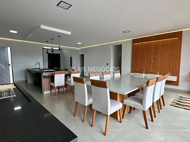 Casa com 1000m² 4 quartos e 6 banheiros, à venda, no bairro Parque Ecoresidencial Fazenda Jequitibá em Sorocaba