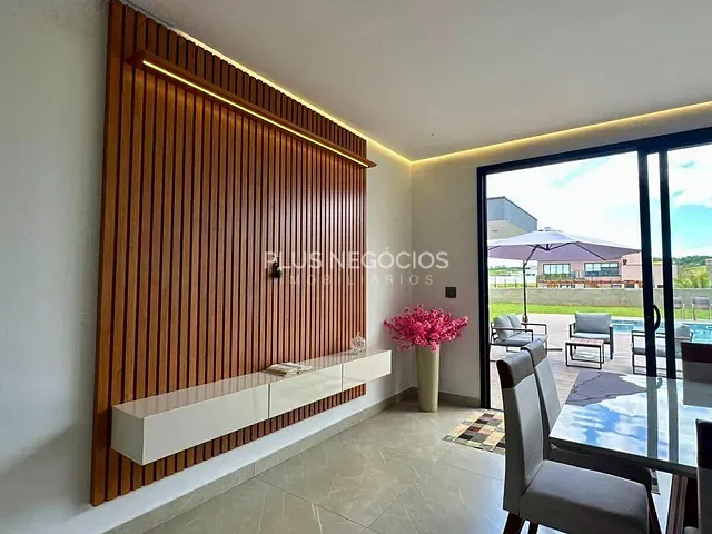 Casa com 1000m² 4 quartos e 6 banheiros, à venda, no bairro Parque Ecoresidencial Fazenda Jequitibá em Sorocaba