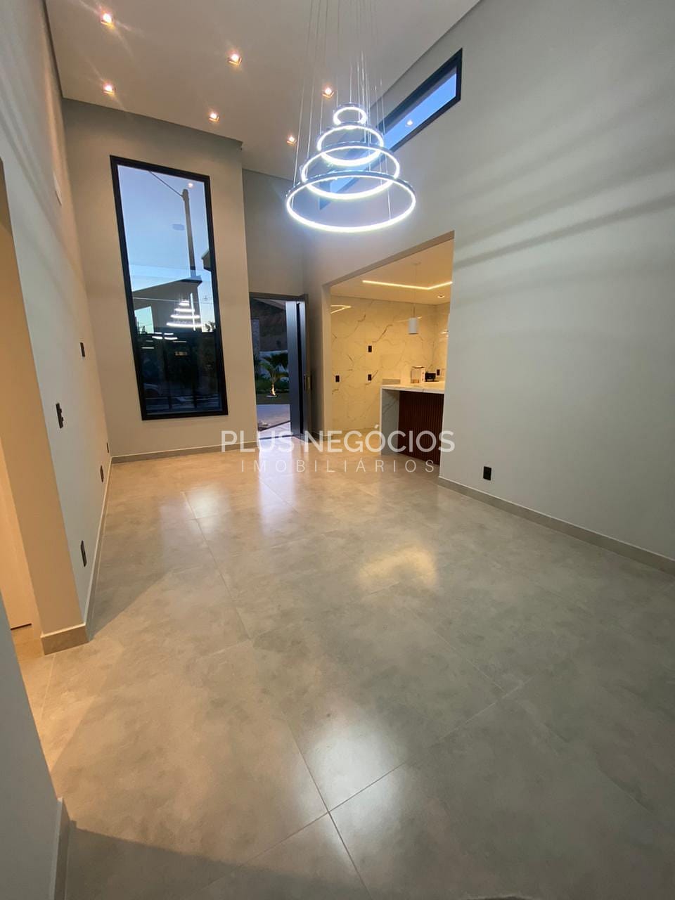 Casa à venda com 3 quartos, 184m² - Foto 4