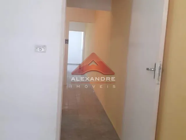 Casa 2 quartos e 1 banheiro, à venda, no bairro Jardim Santa Inês I em São José dos Campos