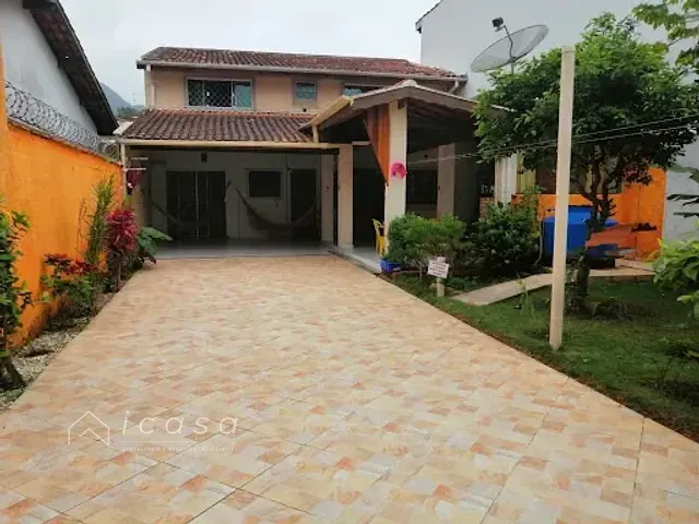 Casa com 250m² 3 quartos e 4 banheiros, à venda, no bairro Perequê-Açu em Ubatuba