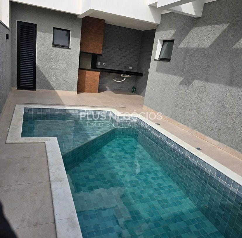 Casa à venda com 3 quartos, 184m² - Foto 2