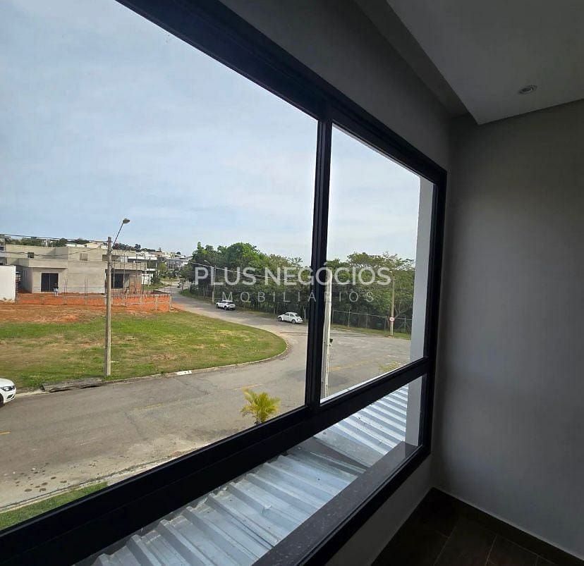 Casa à venda com 3 quartos, 184m² - Foto 14