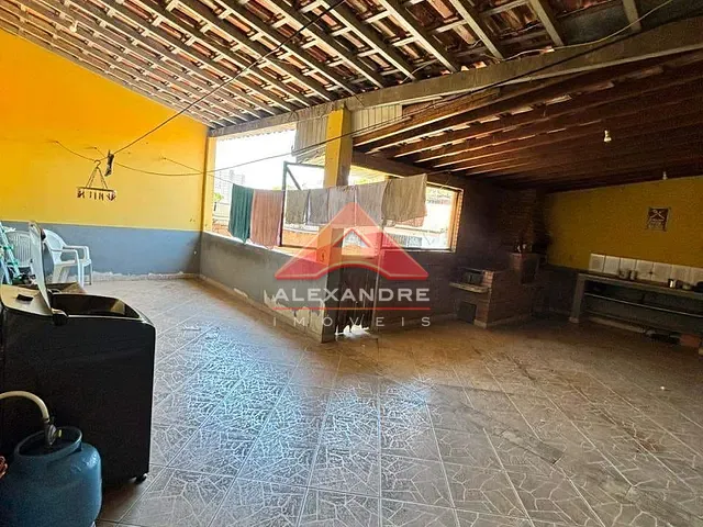 Casa com 317m² 4 quartos e 2 banheiros, à venda, no bairro Jardim Nova Michigan II em São José dos Campos