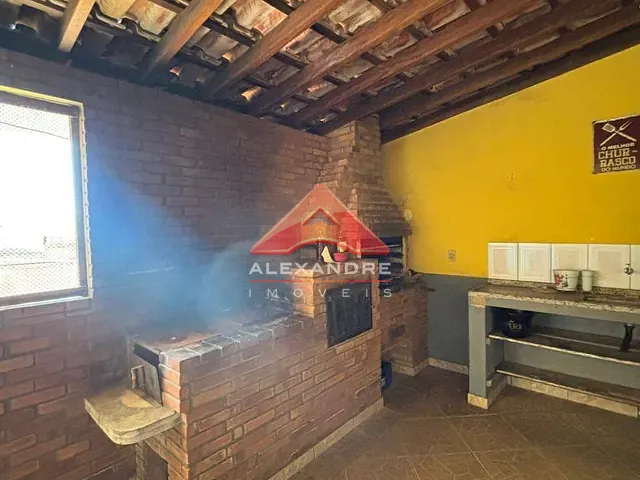 Casa com 317m² 4 quartos e 2 banheiros, à venda, no bairro Jardim Nova Michigan II em São José dos Campos