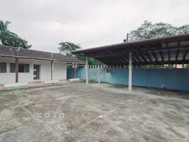 Casa com 283m² 1 quarto e 1 banheiro, à venda, no bairro Perequê-Açu em Ubatuba