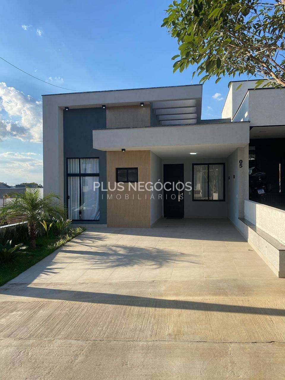 Casa à venda com 3 quartos, 95m² - Foto 2