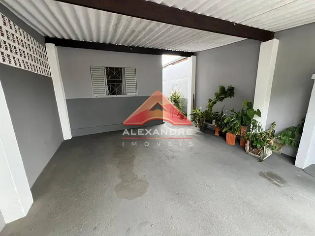 Casa 2 quartos e 2 banheiros, à venda, no bairro Jardim Santa Inês I em São José dos Campos