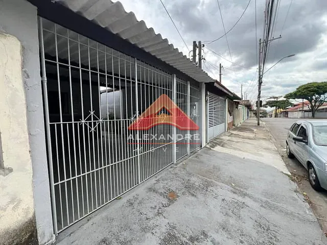 Casa 2 quartos e 2 banheiros, à venda, no bairro Jardim Santa Inês I em São José dos Campos