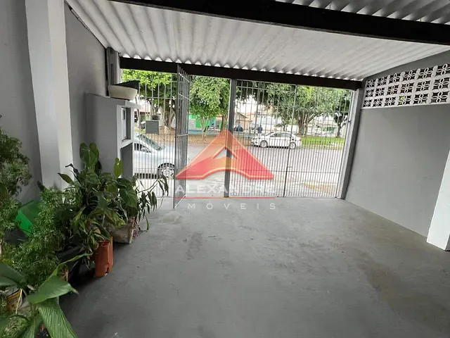 Casa 2 quartos e 2 banheiros, à venda, no bairro Jardim Santa Inês I em São José dos Campos