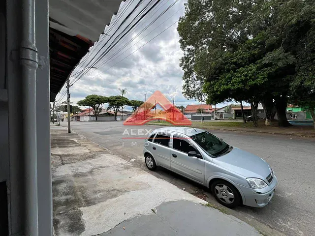 Casa 2 quartos e 2 banheiros, à venda, no bairro Jardim Santa Inês I em São José dos Campos