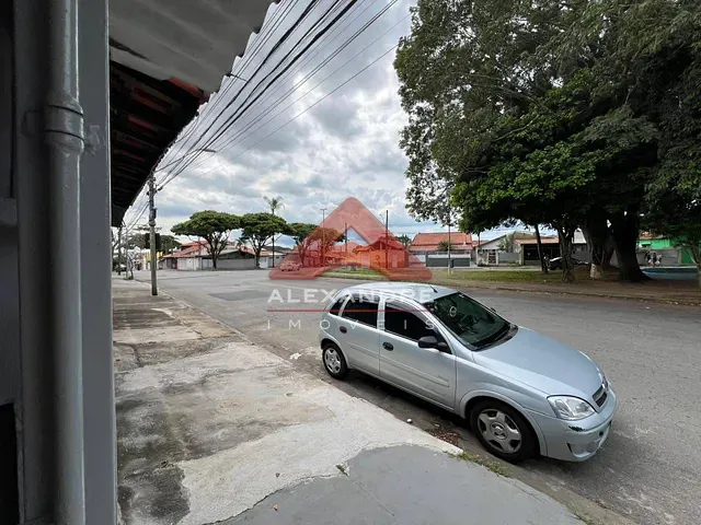 Casa 2 quartos e 2 banheiros, à venda, no bairro Jardim Santa Inês I em São José dos Campos